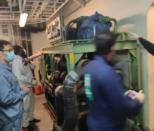 Image of people Working
